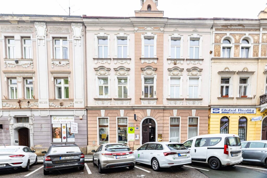Činžovní dům s komerčními prostory