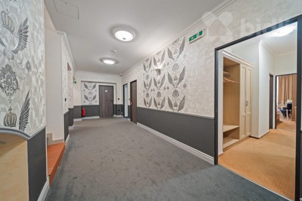 g2h_020b7e27610f160c47bfe2f833876244