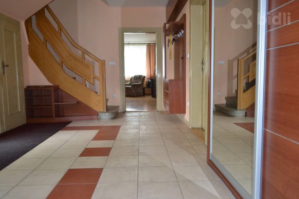 g2h_3eb3f4cd7a084bb1184c3baf98739fb0