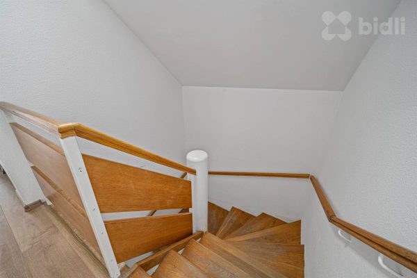 g2h_644d1183ec4f7f81cd5d820d045dacd2