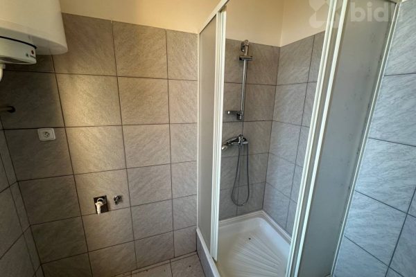 g2h_7146595c4bff9bc88360a90e3e23da23