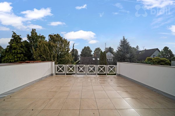 g2h_8bcfd8f90cdc625d0927f0a9f5cab570