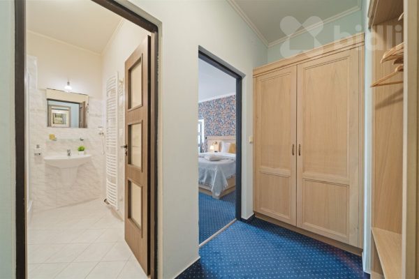 g2h_9eb543c3a39375317415560ecb383d18