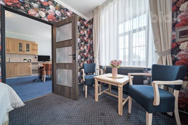 g2h_b6da66811a156665375c95f651c4b8a9