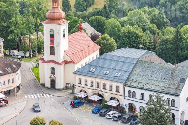 g2h_c3cf953c712f8effa41e77915ec2708f